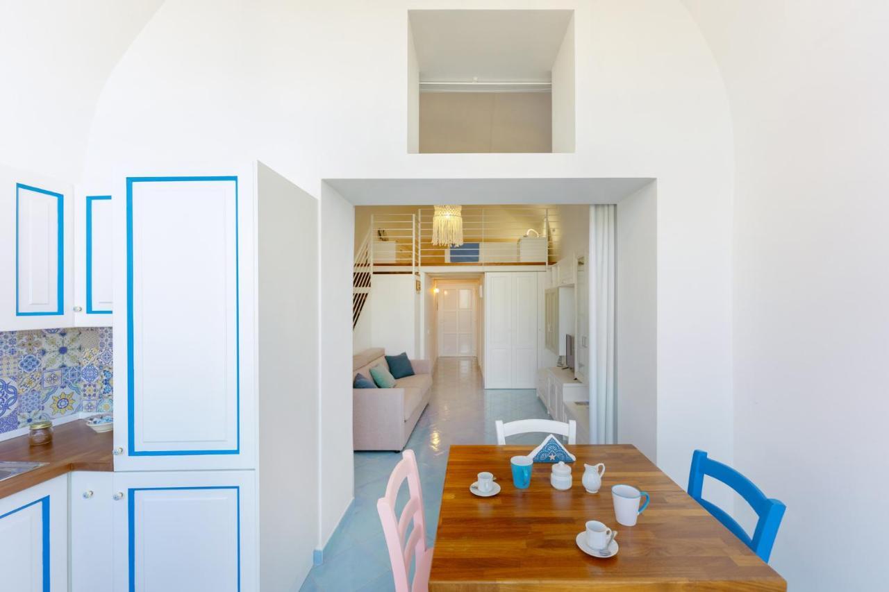 Torretta Corricella - Punta Miseno Apartment โปรชิดา ภายนอก รูปภาพ